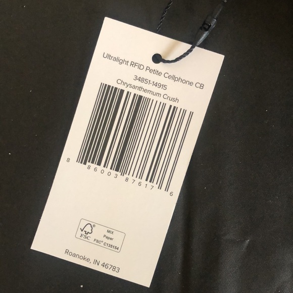 Chrysanthemum Crush Ultralight RFID cellphone crossbody bag new with tags - Picture 3 of 7